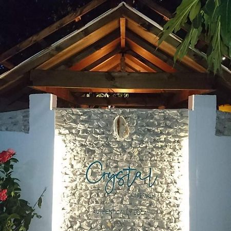 Crystal Dhiffushi 호텔 외부 사진